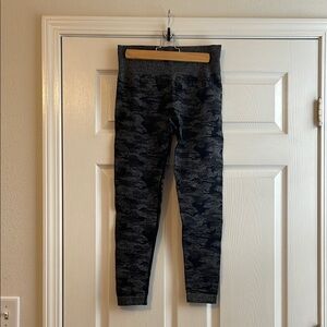 Gymshark Black Camo Seamless Leggings